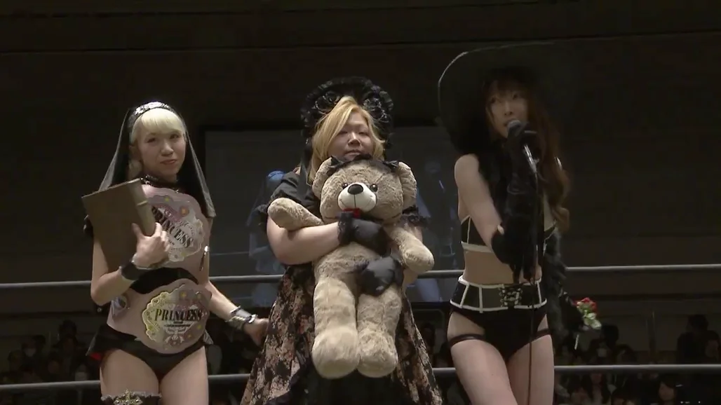 東京女子プロレス美威獅鬼軍メイサンアクスタ写真セット vL2hNyvXRv5pW67Px3JjUc?dpr=1&